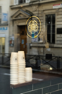 CadraType_Cadra_type_Blossom_Web_6